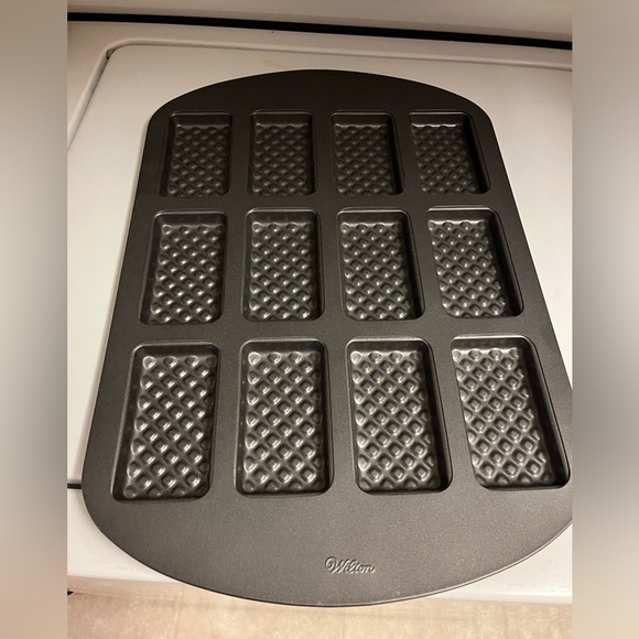 Wilton Ice Cream Sandwich Pan - EUC - Picture 3 of 4